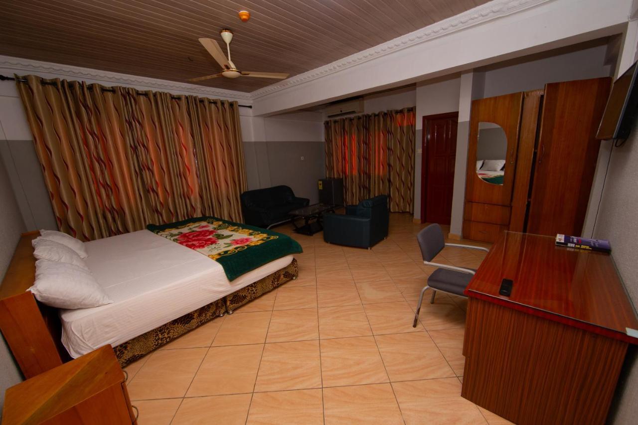 Pemicsa Hotel Accra Spintex Exterior photo
