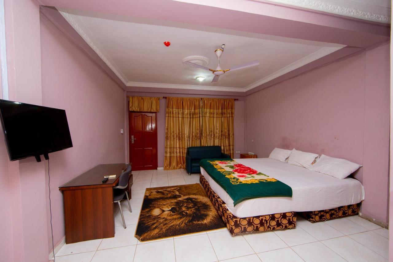 Pemicsa Hotel Accra Spintex Exterior photo