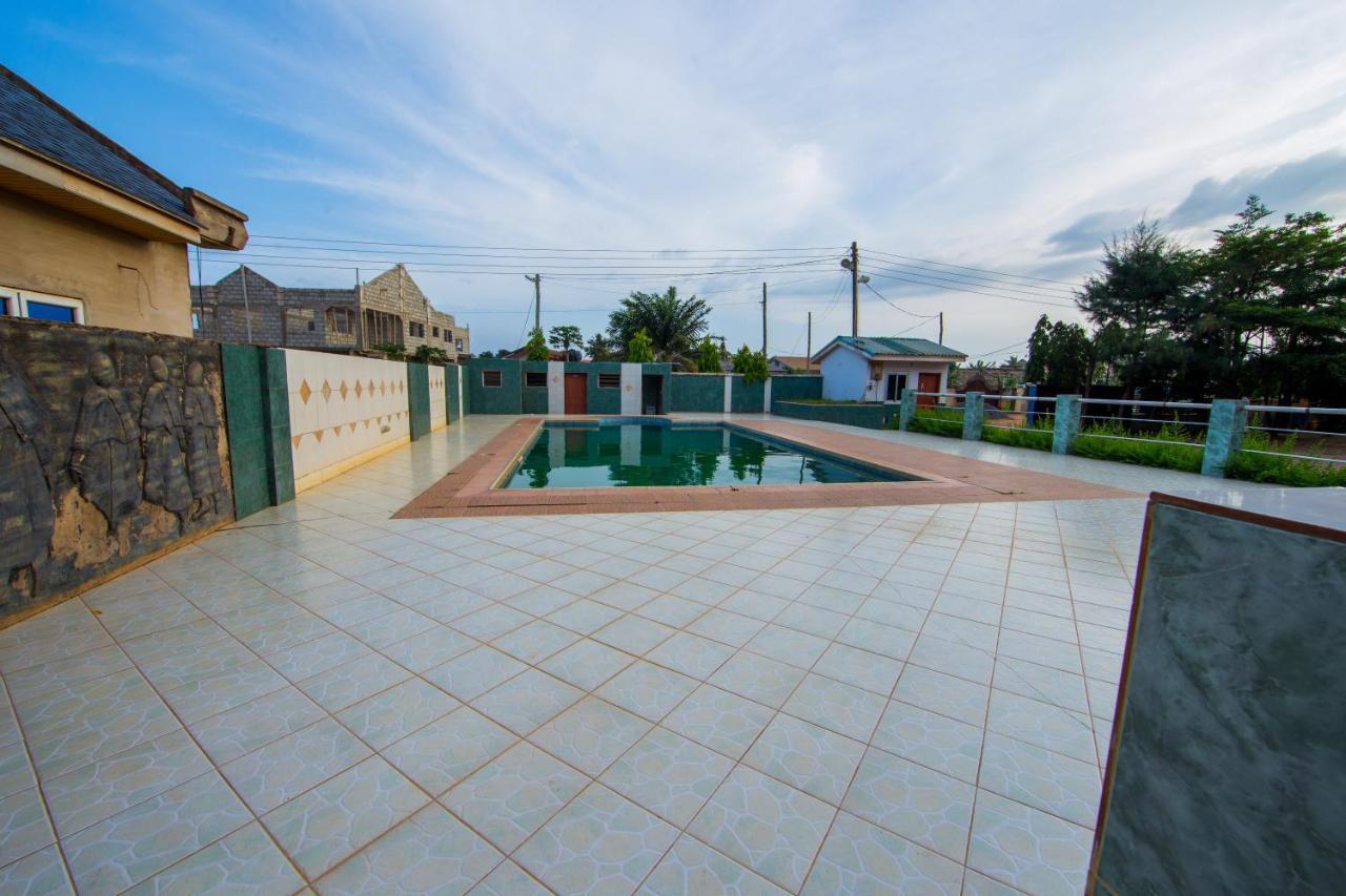 Pemicsa Hotel Accra Spintex Exterior photo