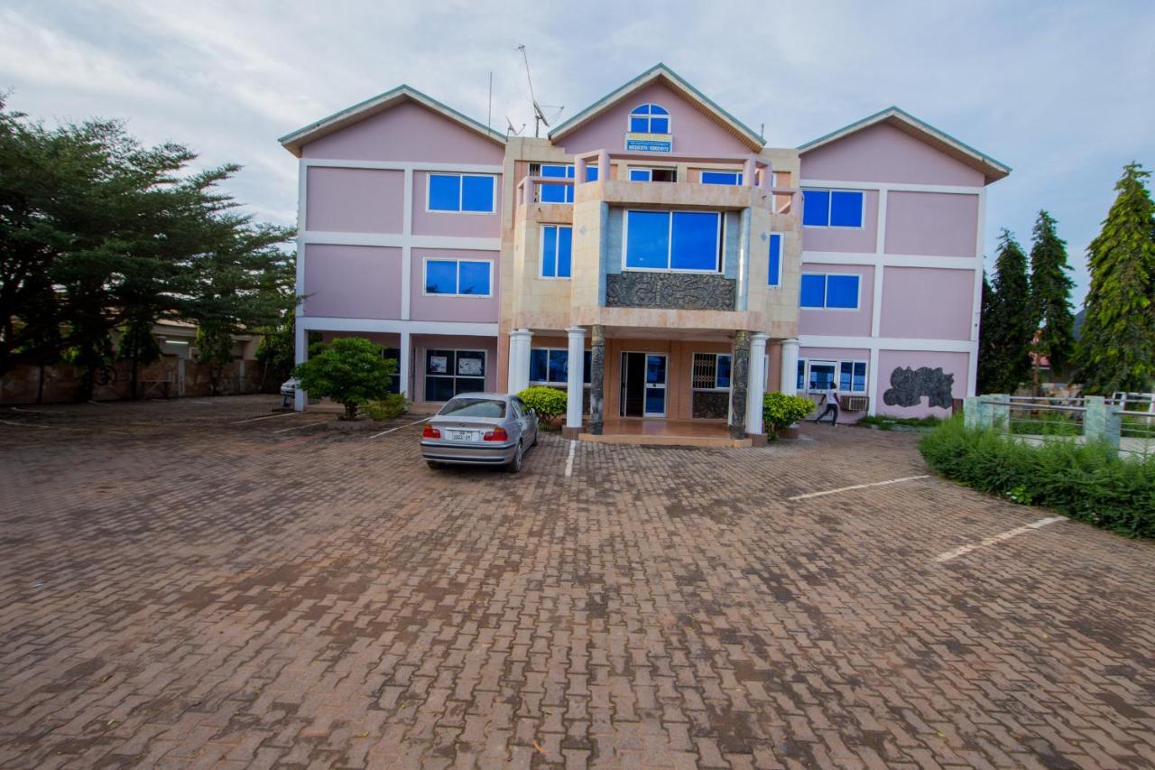 Pemicsa Hotel Accra Spintex Exterior photo